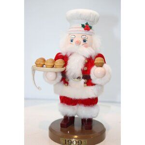 Nutcracker Village - Visions of Santa - 1909 Santa